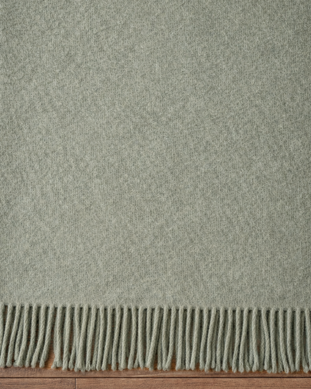Canberra Natural Lambswool Throw - Moss Green