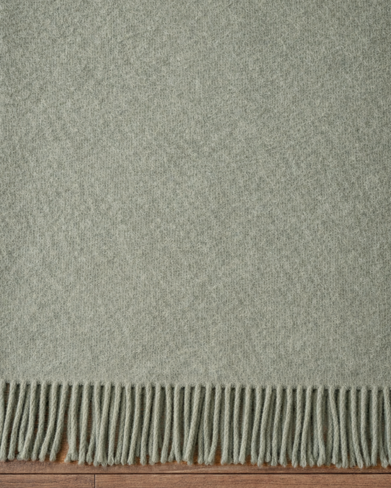Canberra Natural Lambswool Throw - Moss Green