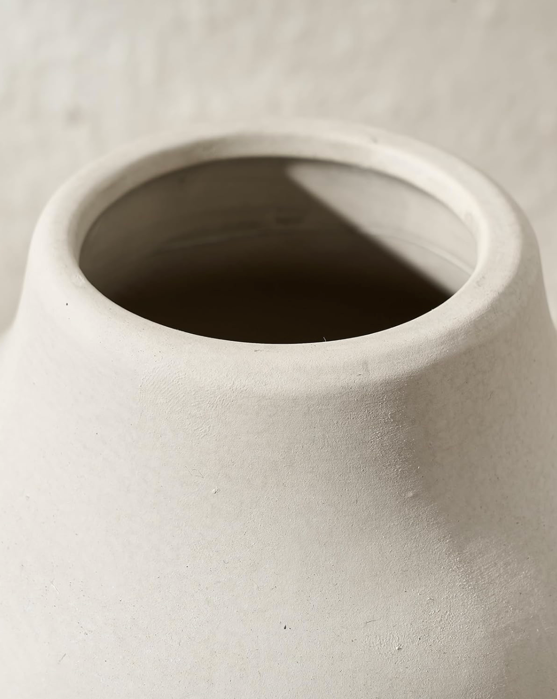 Cotswold Farmhouse Ceramic Vase - Off  White