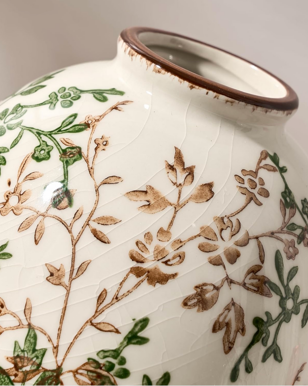 Yuna Round Ceramic Vase