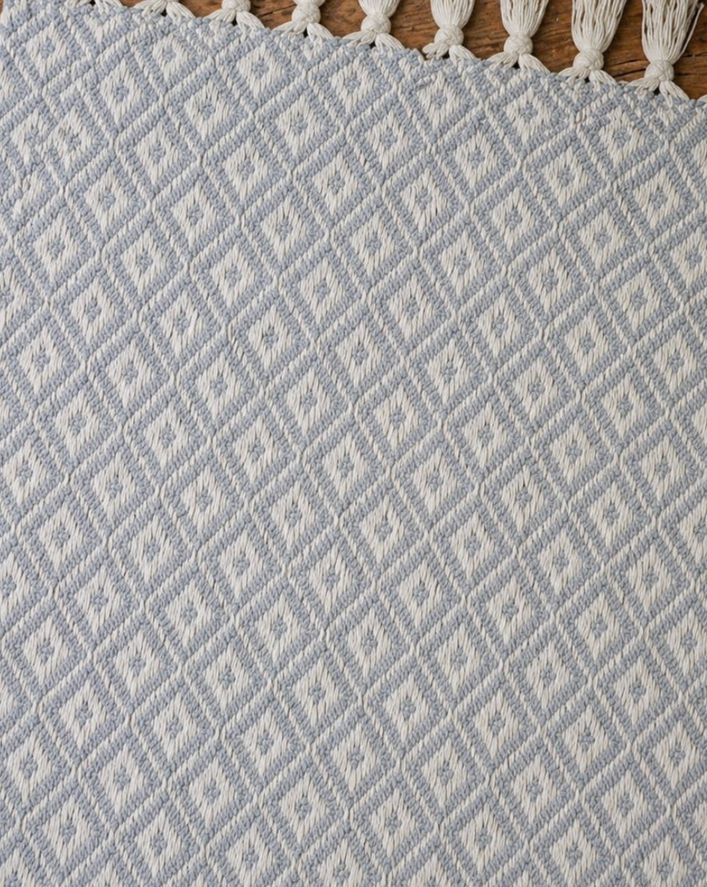 Hamptons Diamond Minimal Cotton Throw - Blue